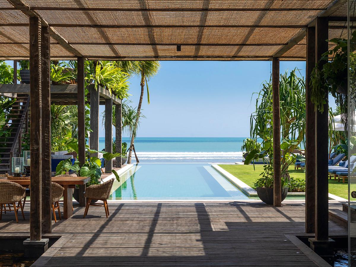 Noku Beach House - View to pool and the beach