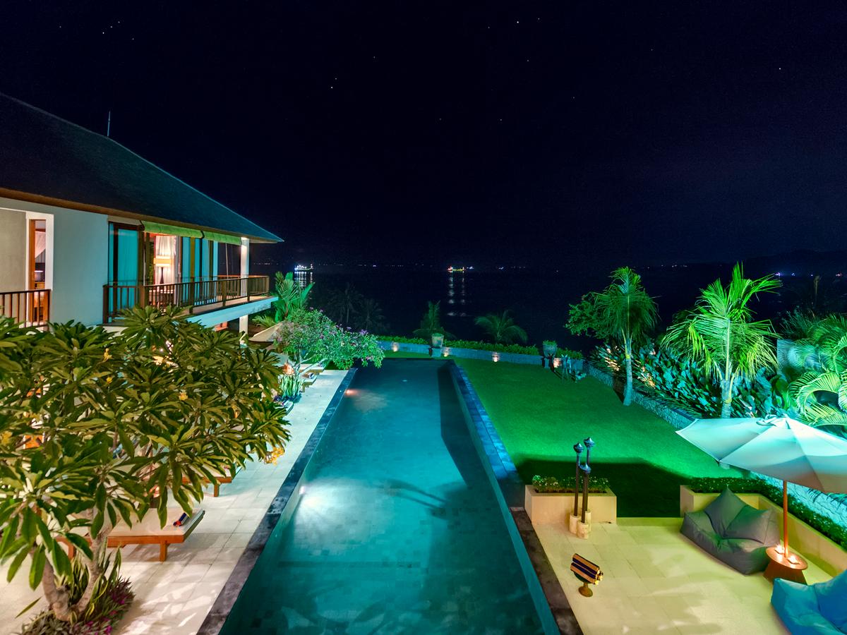 Villa Asada - Night aerial view