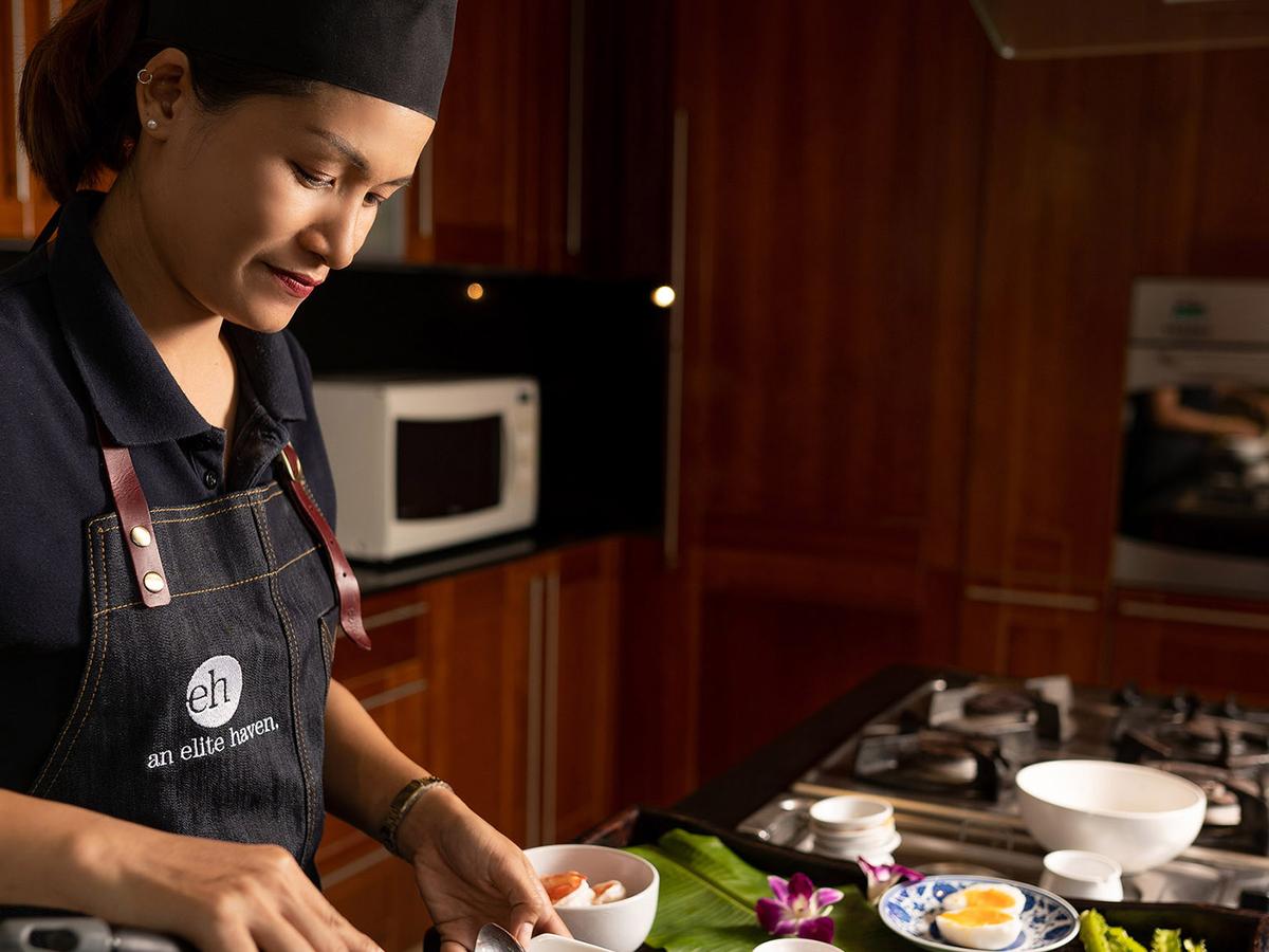 Villa Chada - Cooking preparation