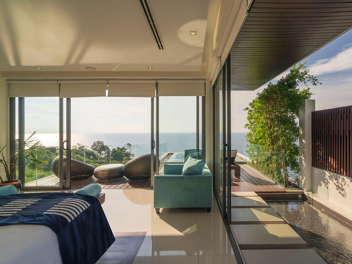 Villa Samira - Master bedroom features