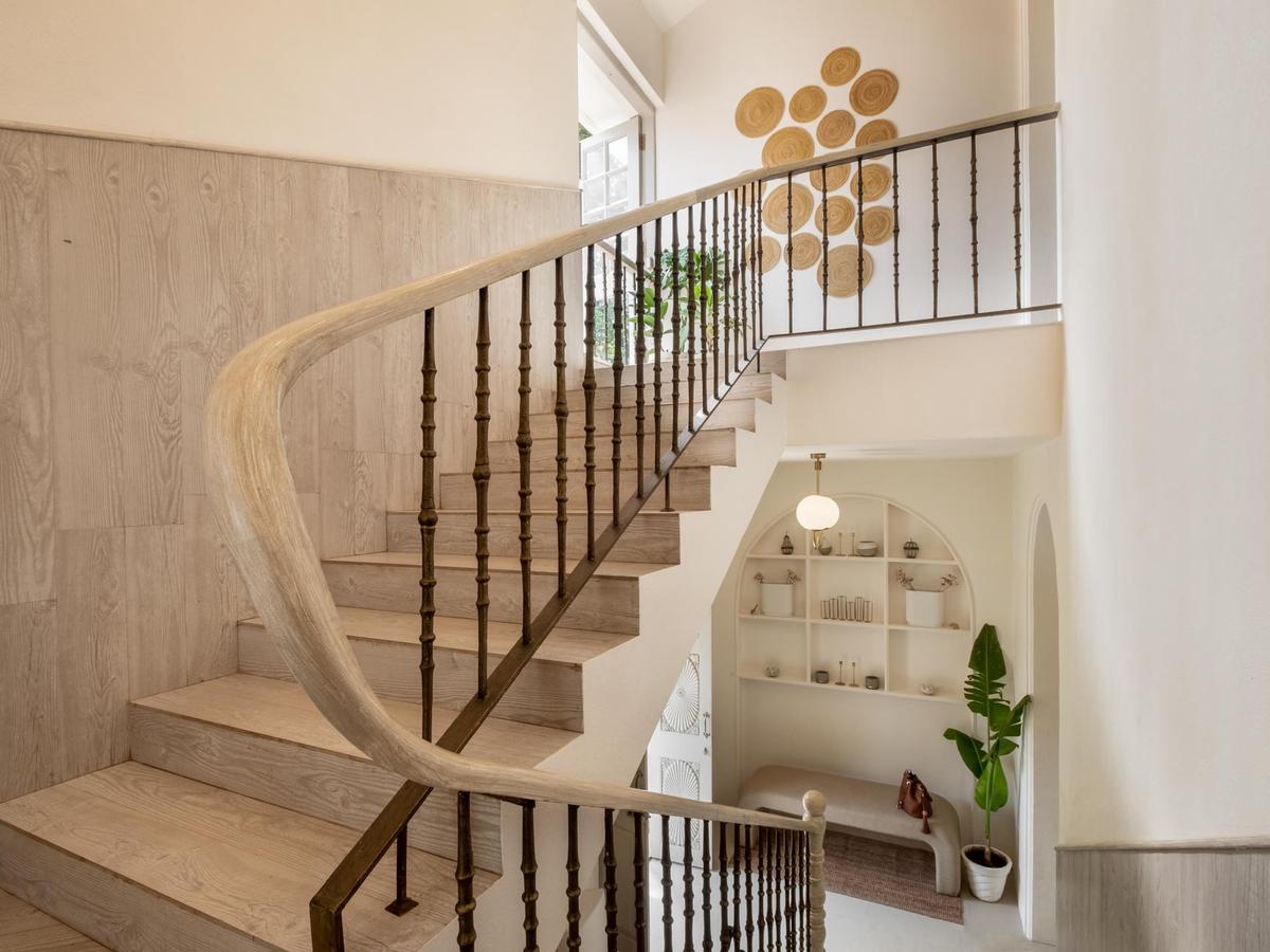 Castello Villa 3 - Stairway