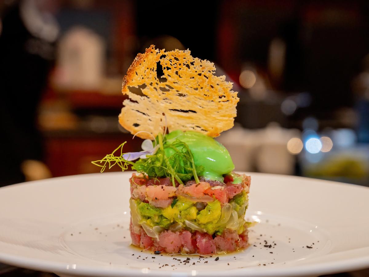 Sea View Zenith - Delectable fare