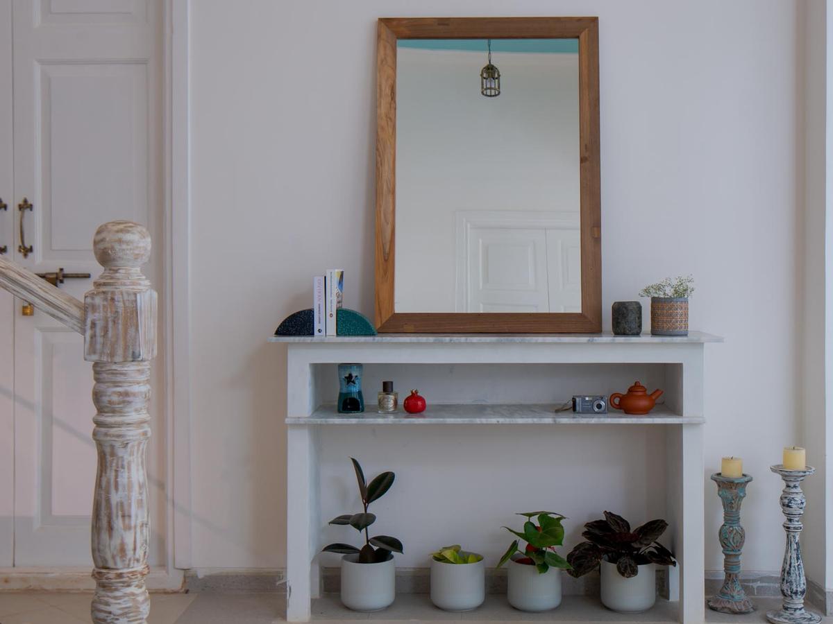 Colina - Villa D - Living area console