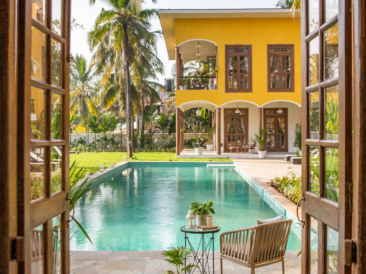 Estate Alta De Palmeira -  Poolside