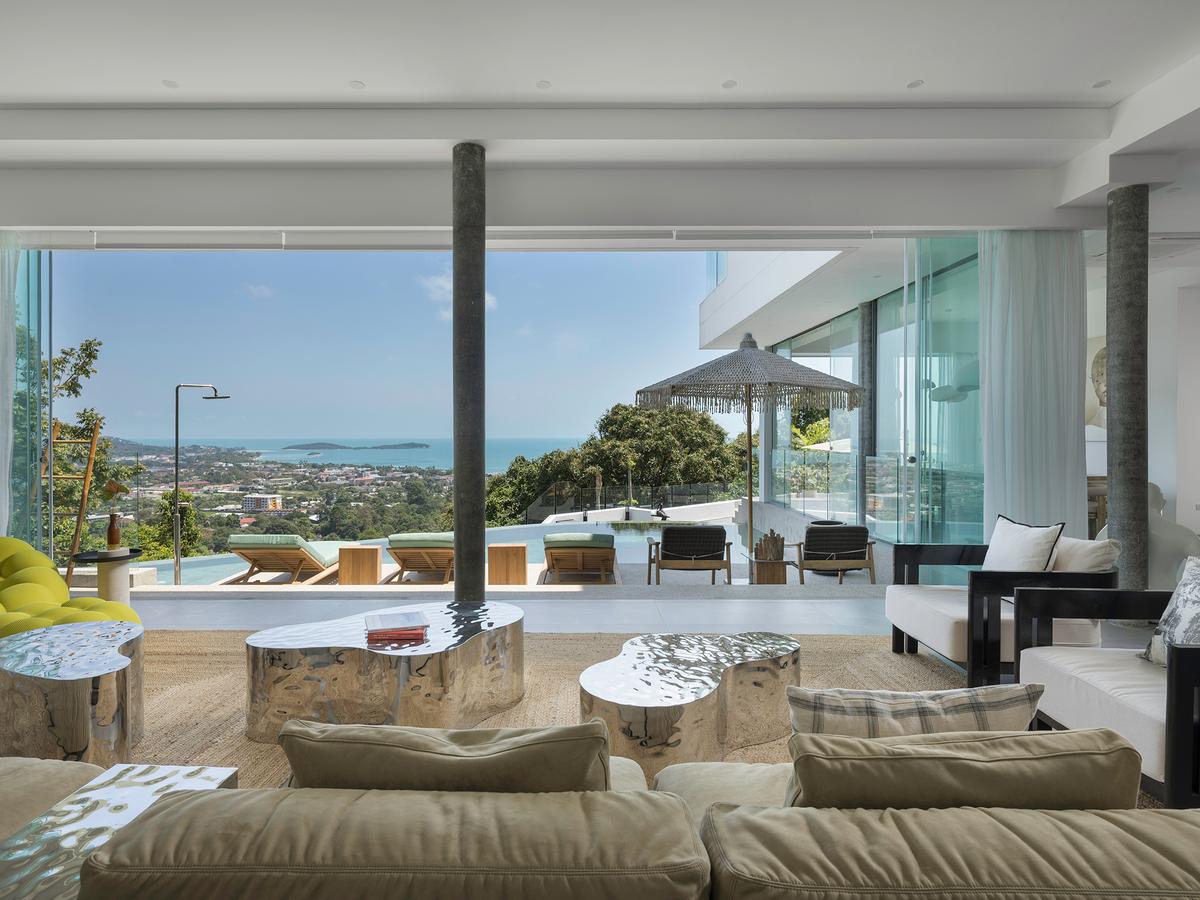 Golden Lotus - Villa Vie - Living room view of pristine Chaweng Beach