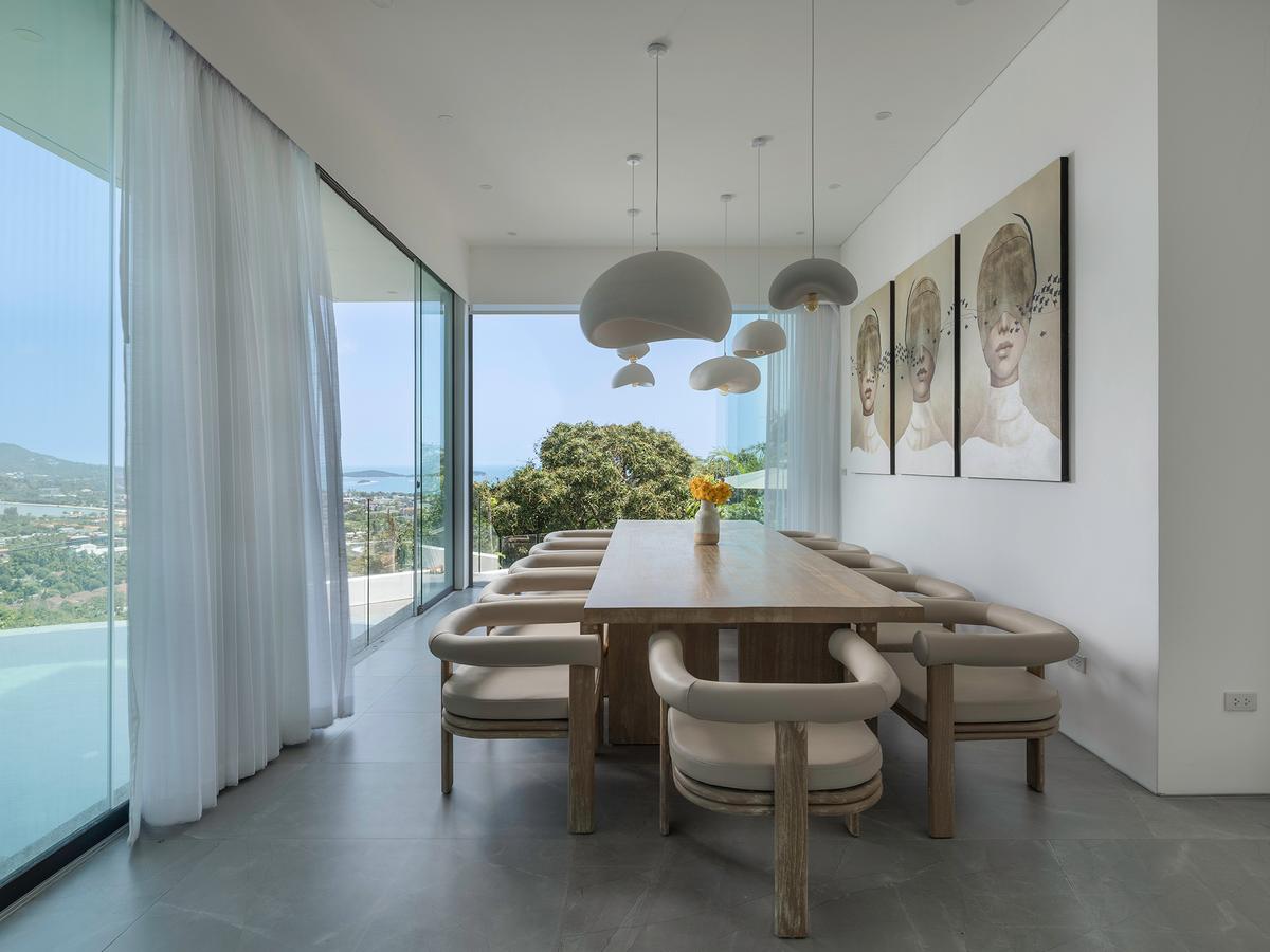 Golden Lotus - Villa Vie - Dining area with fantastic views