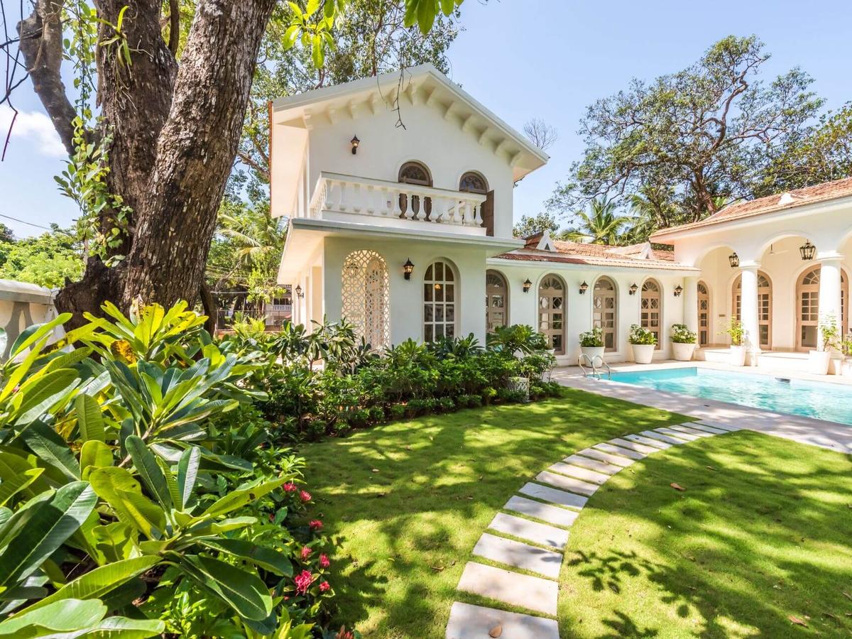 Villa Evora - Villa Near Vagator Beach