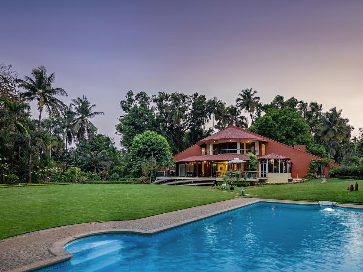 Villa Lani - Facade