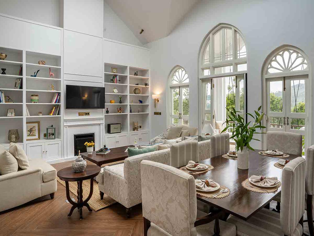 Landsdowne - Living and Dining Area