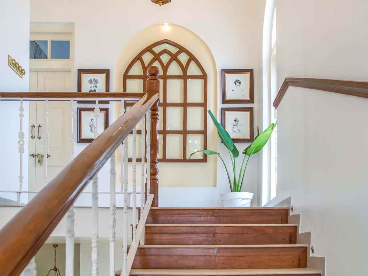 Monforte Villa H - Stairway