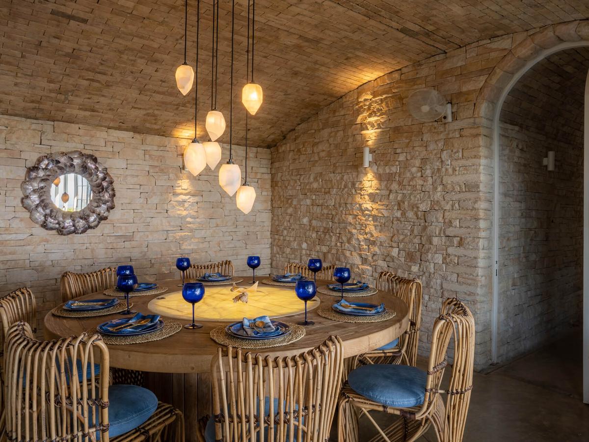 The Ray Villa - Dining Area