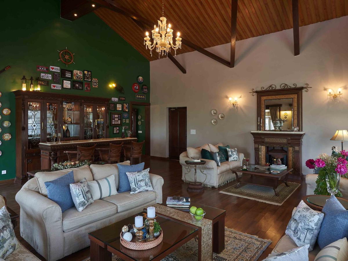 Soni Estate- Bar Area