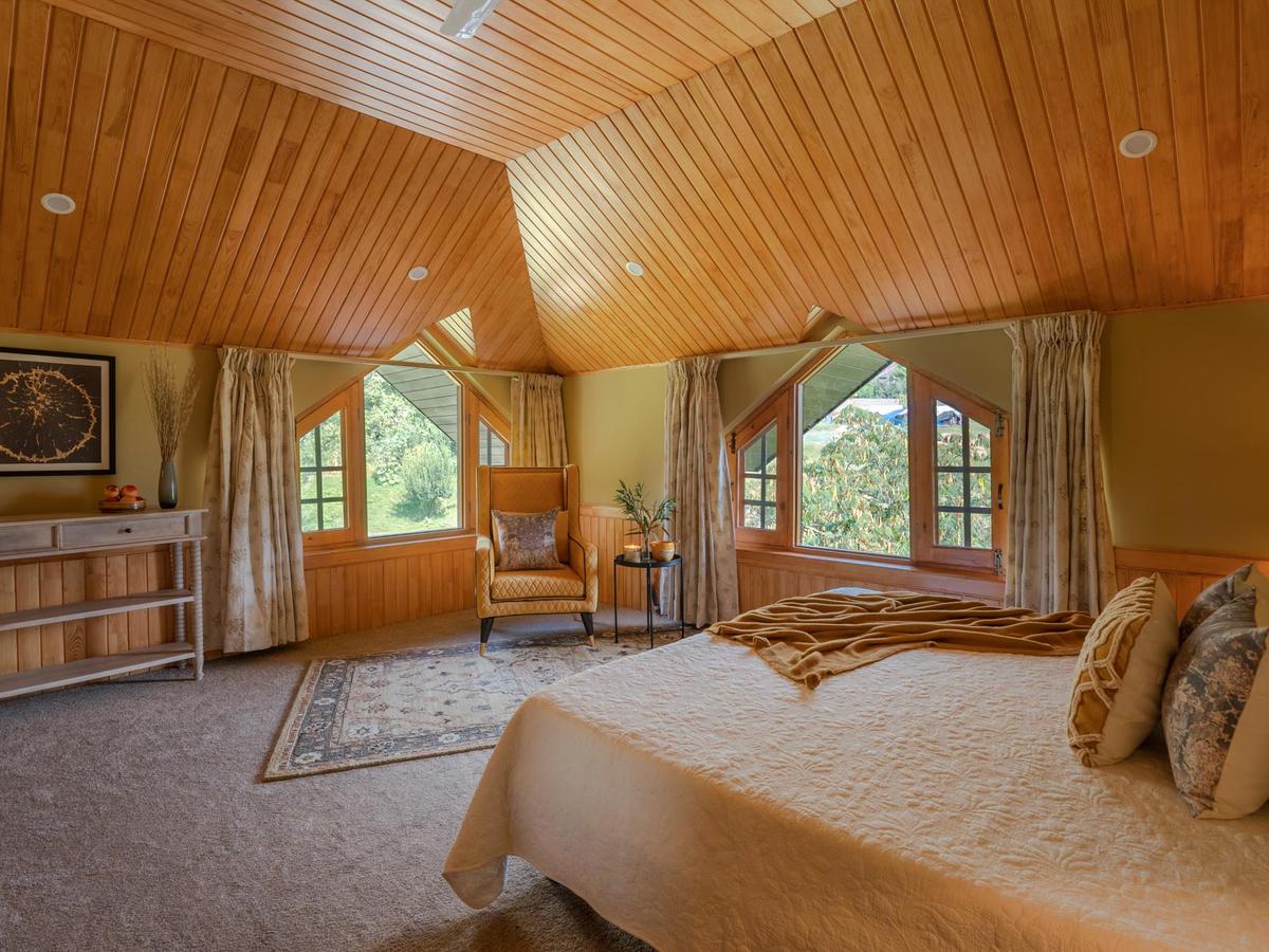 Zaznar - The White House - Bedroom area 2