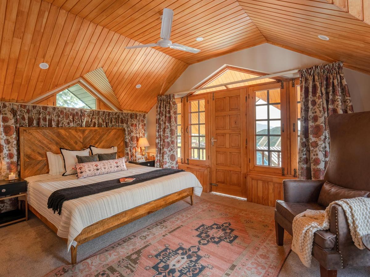 Zaznar - The White House - Bedroom 3