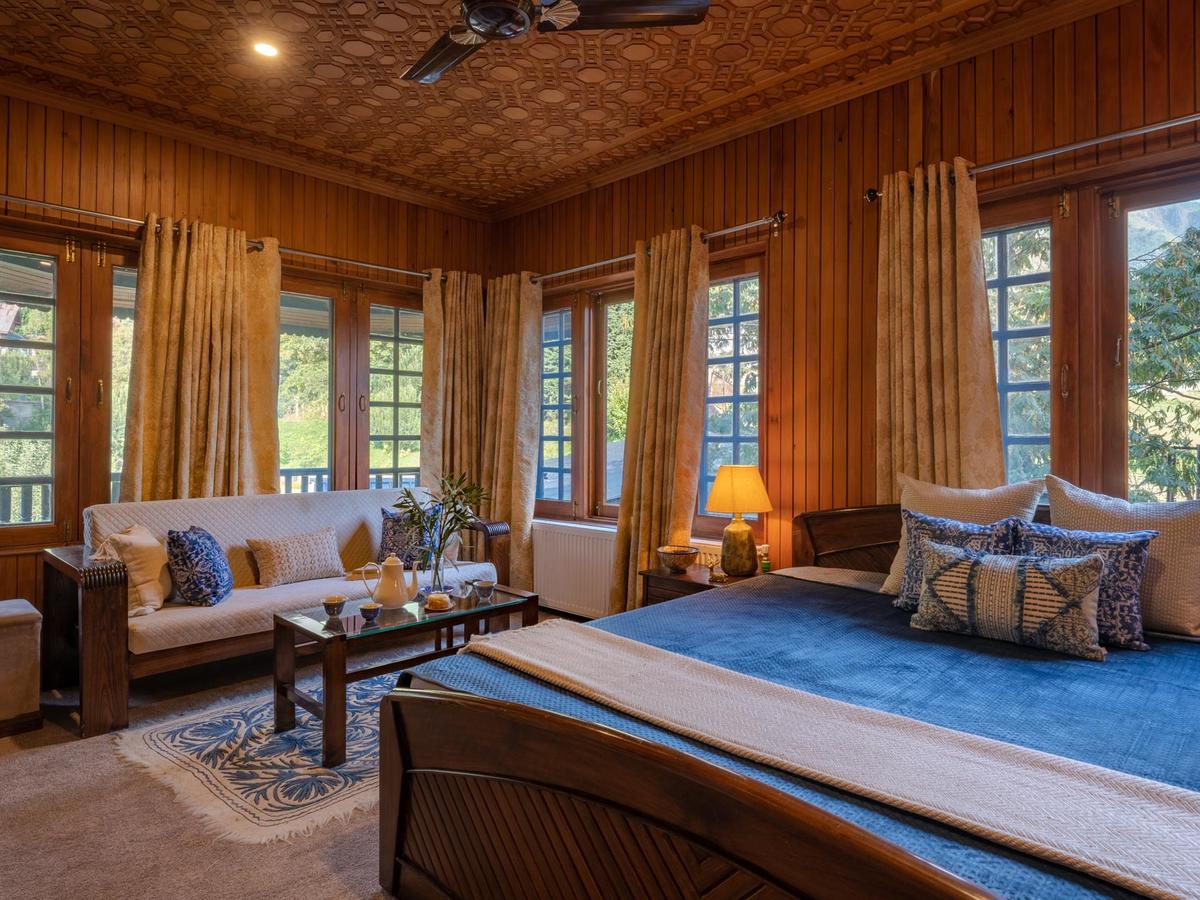Zaznar - The White House - Bedroom area 4