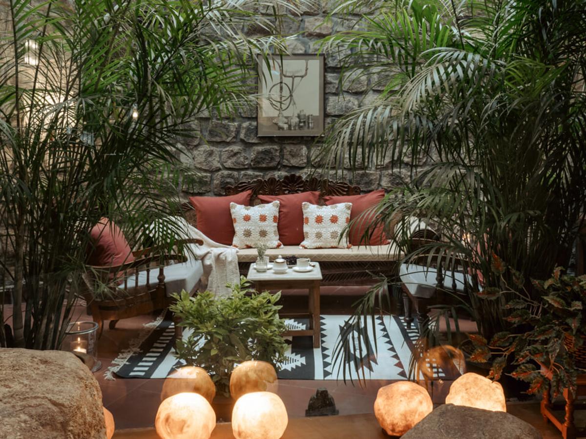Common Seating Area | Valora Estate by Lohono Stays 