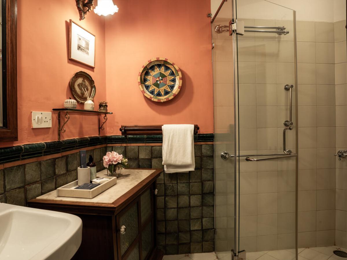 Bathroon 3 | Valora Estate by Lohono Stays