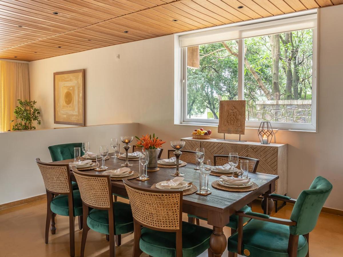 Villa Athini - Dining area view