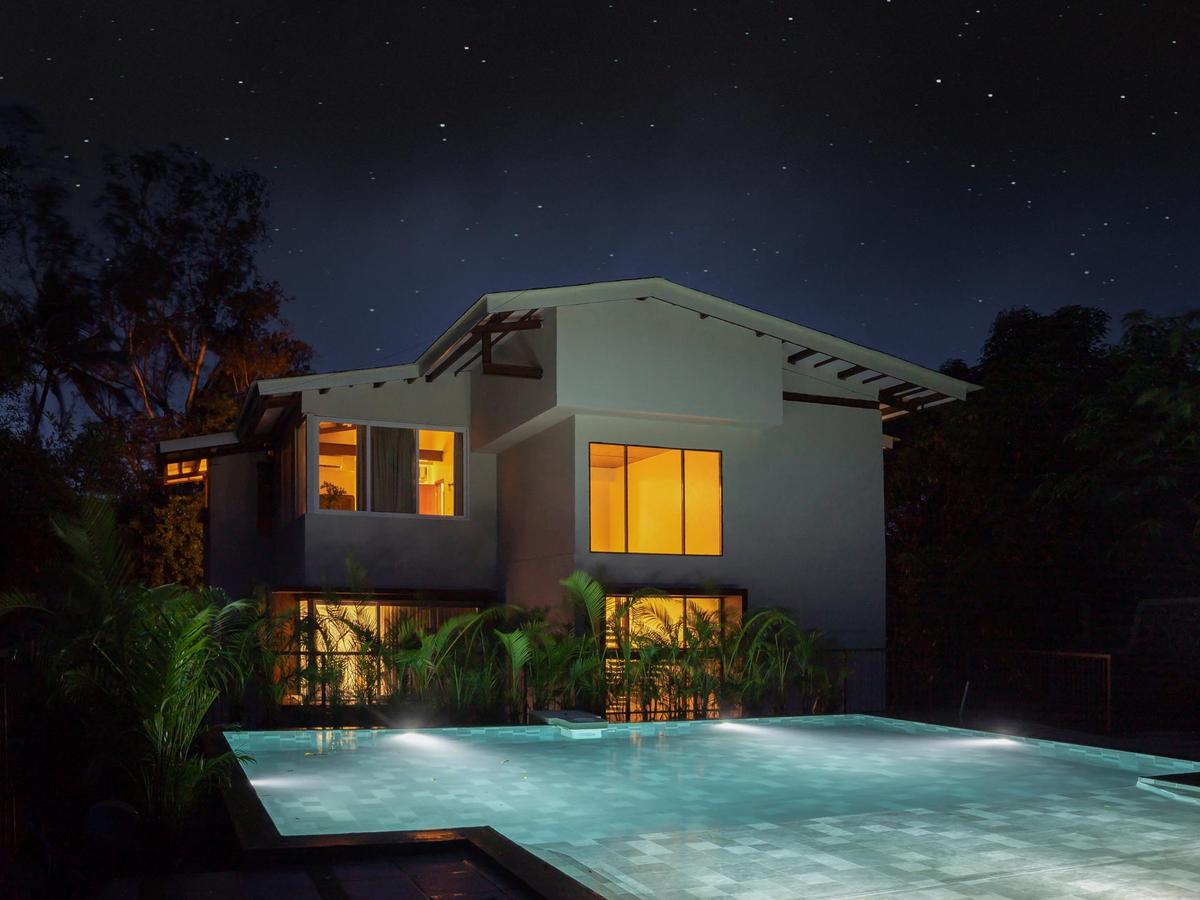 Villa Athini - Night view