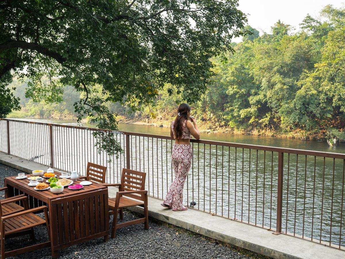 Riverside Dining - Karjat Athini