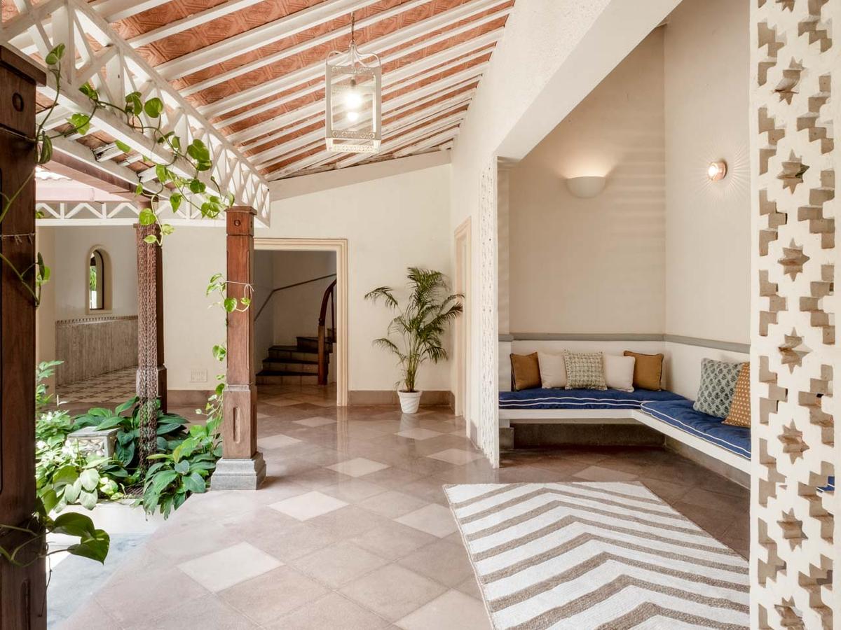 Villa Azul - Courtyard View 2