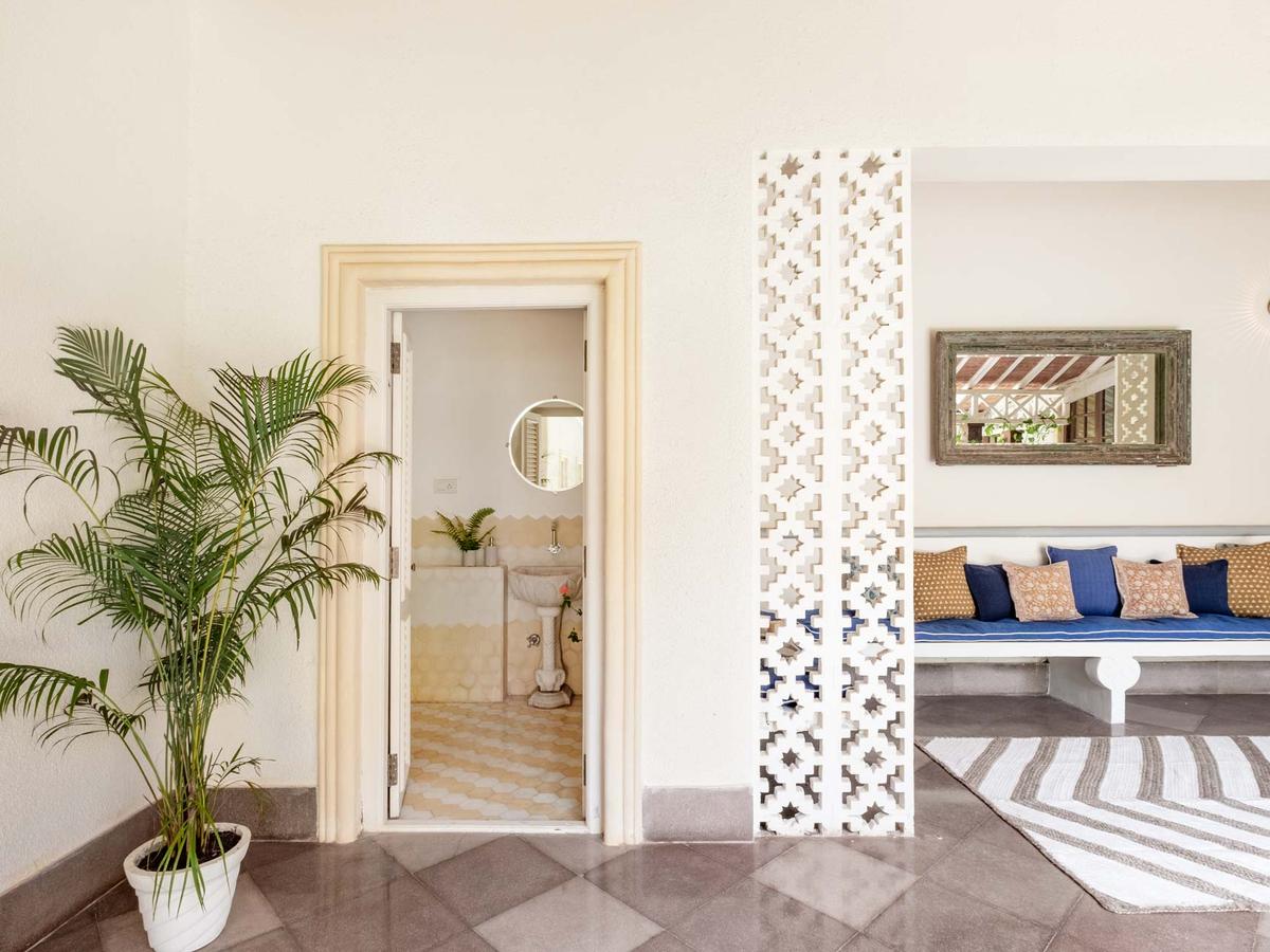 Villa Azul - Powder Room