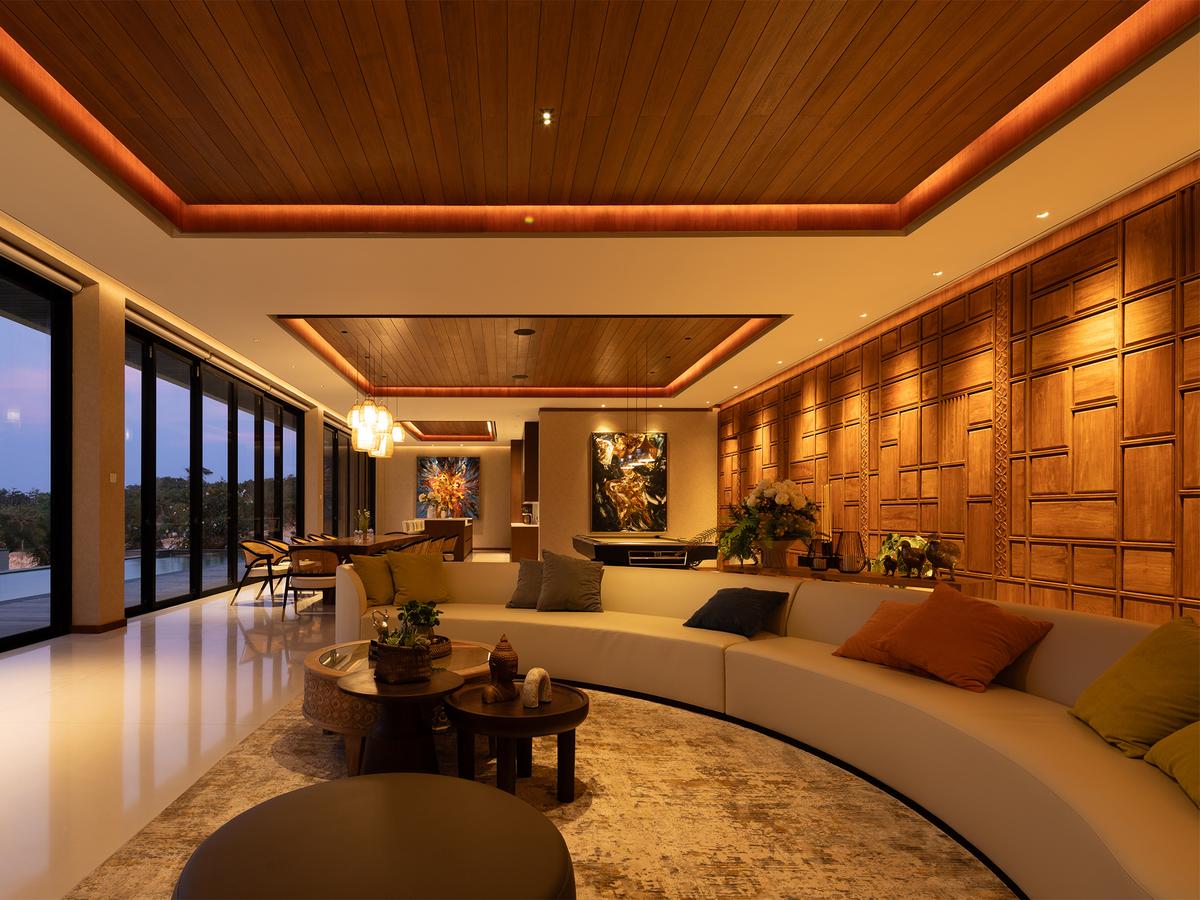 Villa BIE - Restful living area overlooking the pool