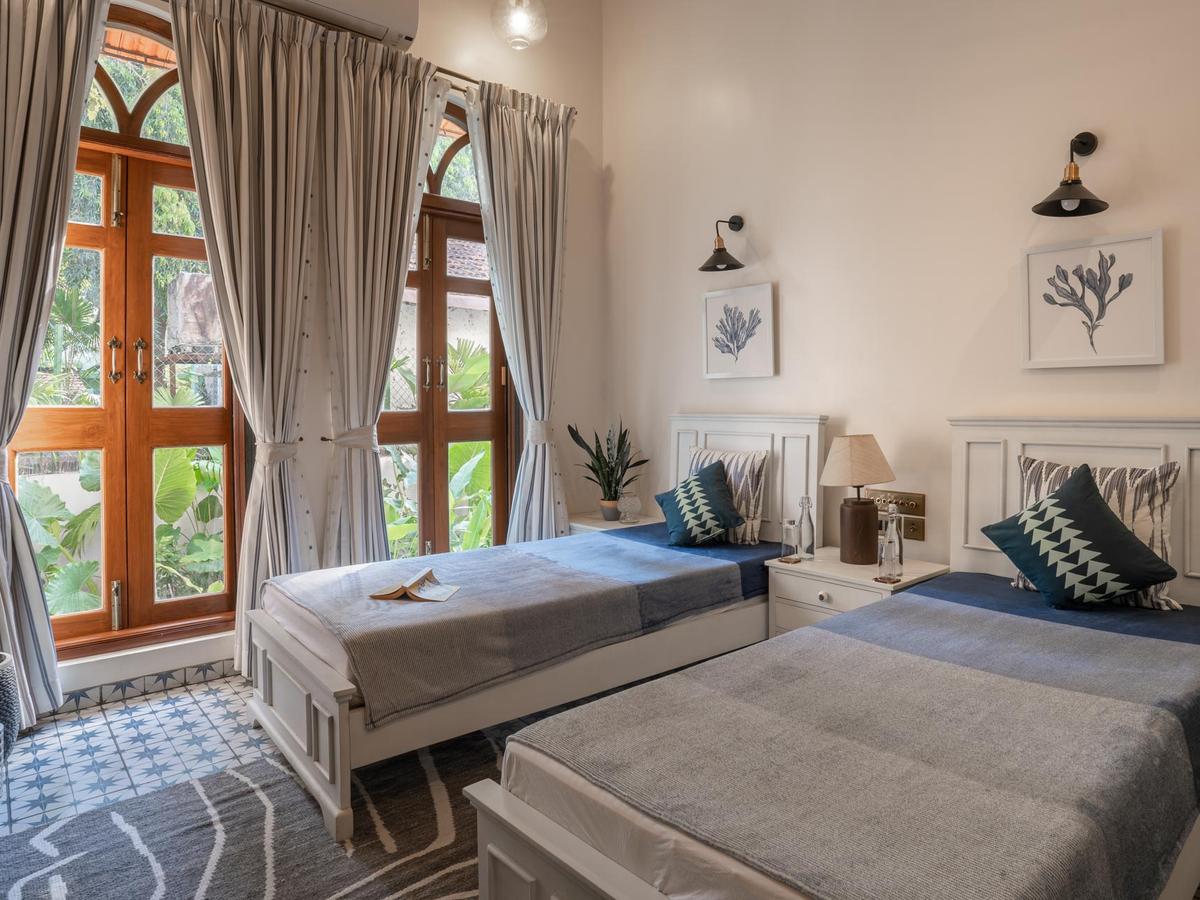 Villa Maraville - Bedroom  view 4