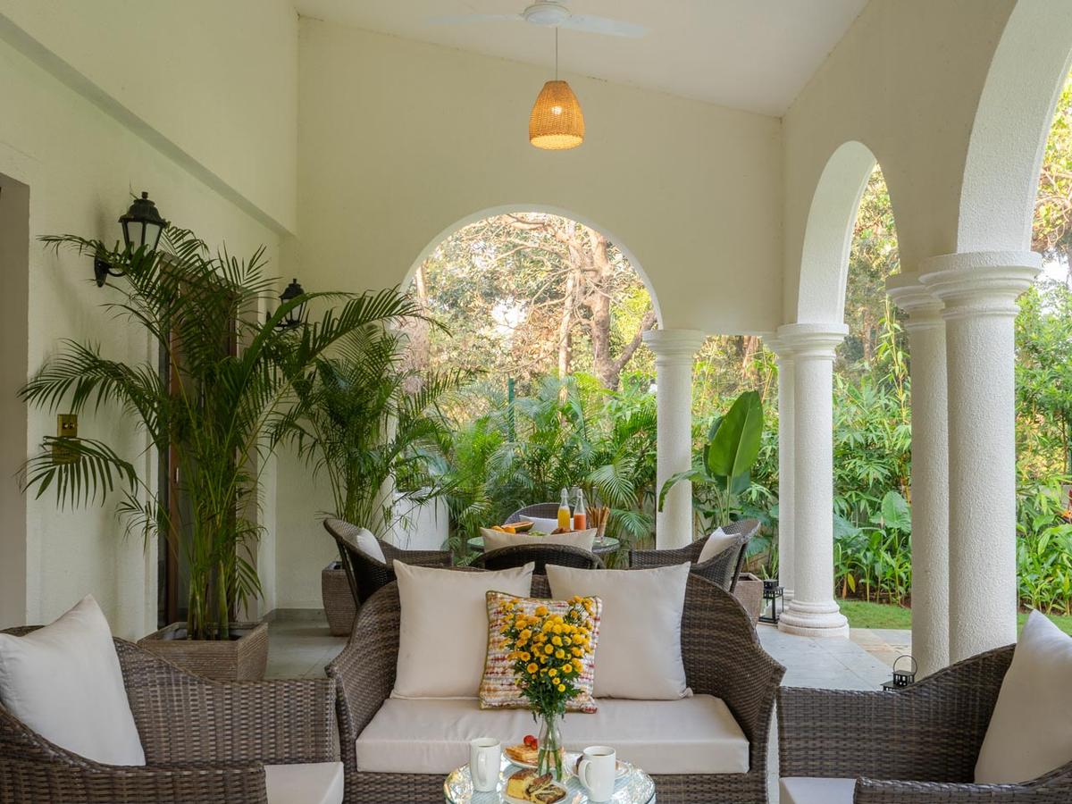 Villa Maraville - Outdoor Seating