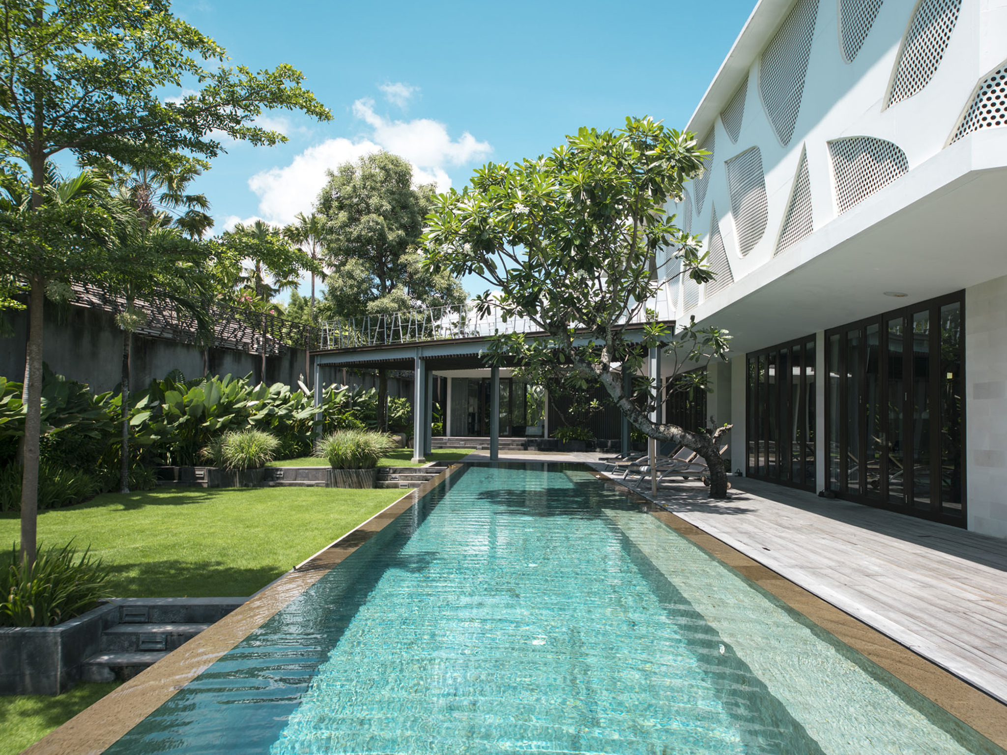 Villa Issi - Modern design