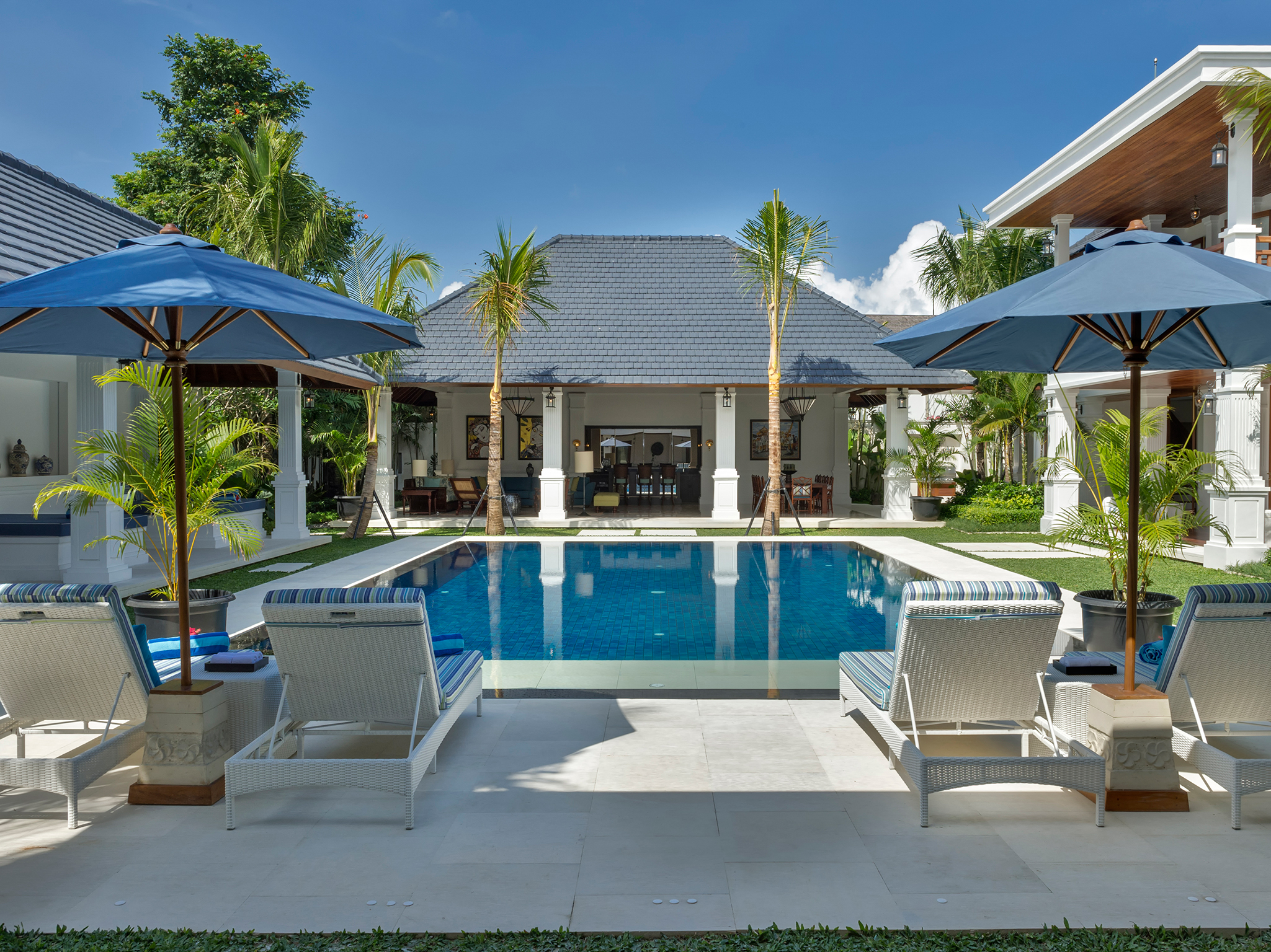 Villa Windu Asri - Pool seating