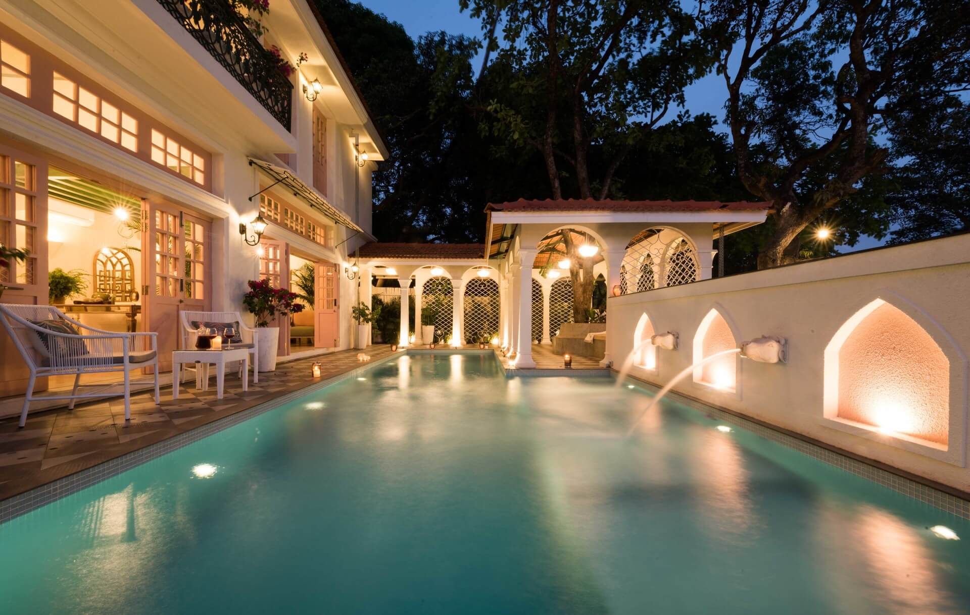 Romantic pool villa for rent in Goa - Lohono Stays
